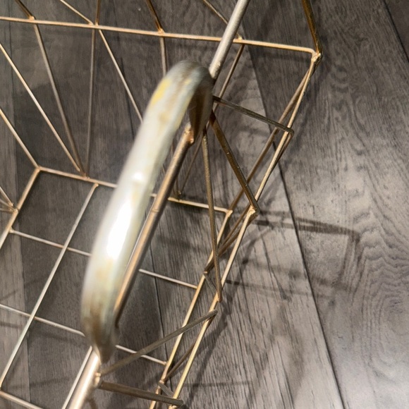 Gold and silver rustic like Wire Storage Basket - Picture 3 of 10